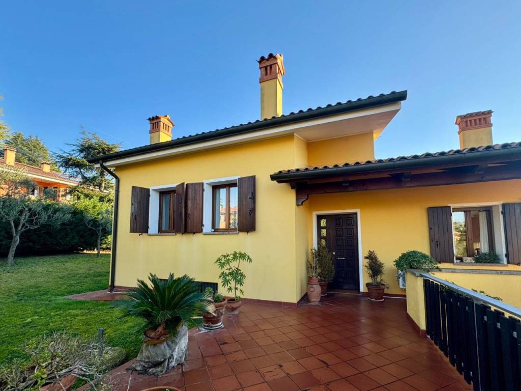 Casa indipendente a Baone in Via Venezia, 14 - Foto 2