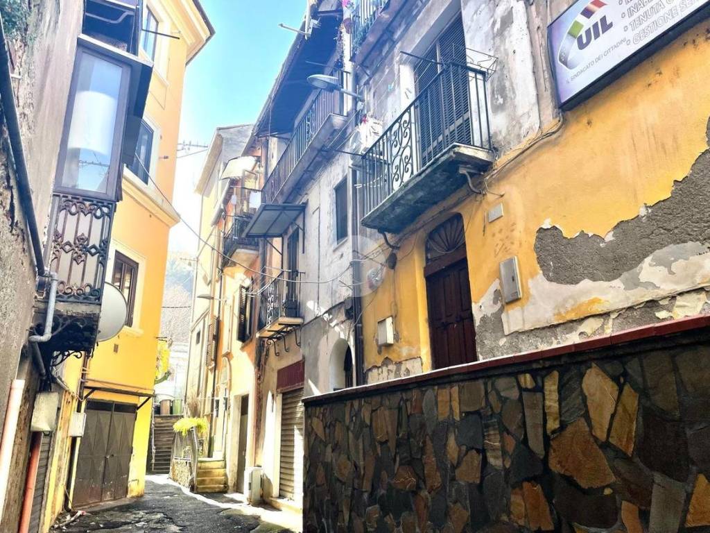 Appartamento a Cosenza in Via Rivocati, 7 - Foto 2