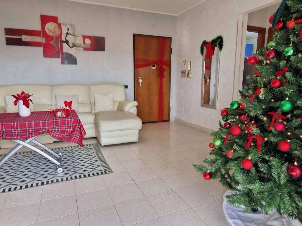 Appartamento a Latina in Via Pietro Antonio Locatelli - Foto 4