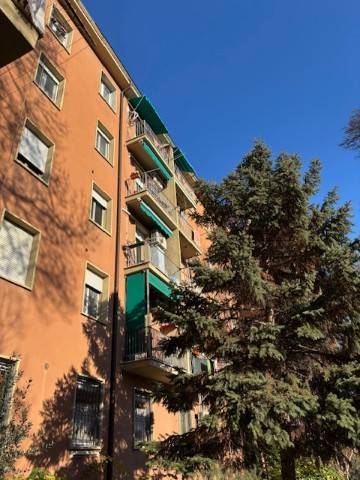 Appartamento a Bologna in Via Giovanni Francesco Barbieri, 102 - Foto 2