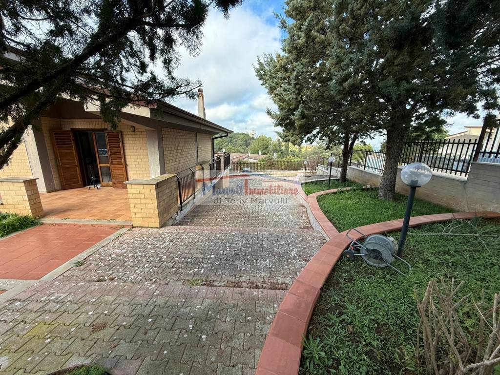 Villetta a schiera a Cassano delle murge in Strada Fra' Diavolo - Foto 5