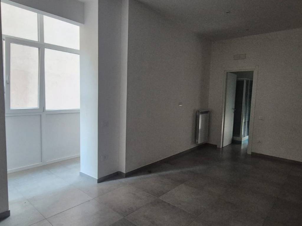 Appartamento a Salerno in Via Francesco Crispi - Foto 2