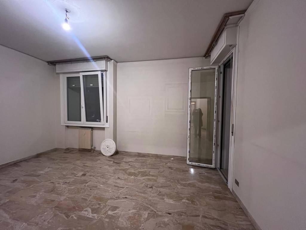 Appartamento a Scandicci in Via Ugo Foscolo, 12 - Foto 2