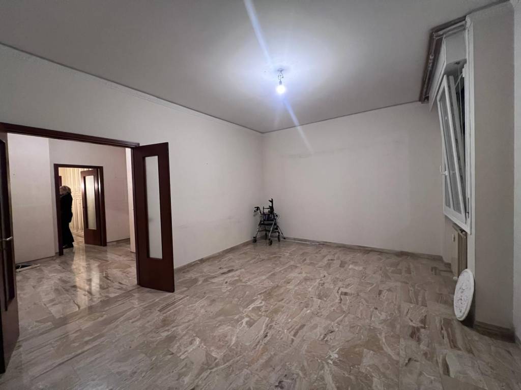 Appartamento a Scandicci in Via Ugo Foscolo, 12 - Foto 3