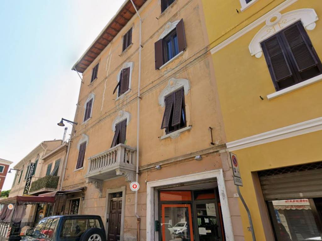 Appartamento a Piombino in Via Benvenuto Cellini, 5 - Foto 4