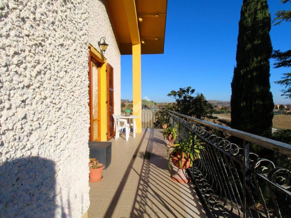 Villa a Recanati in Contrada Chiarino, 64 - Foto 3