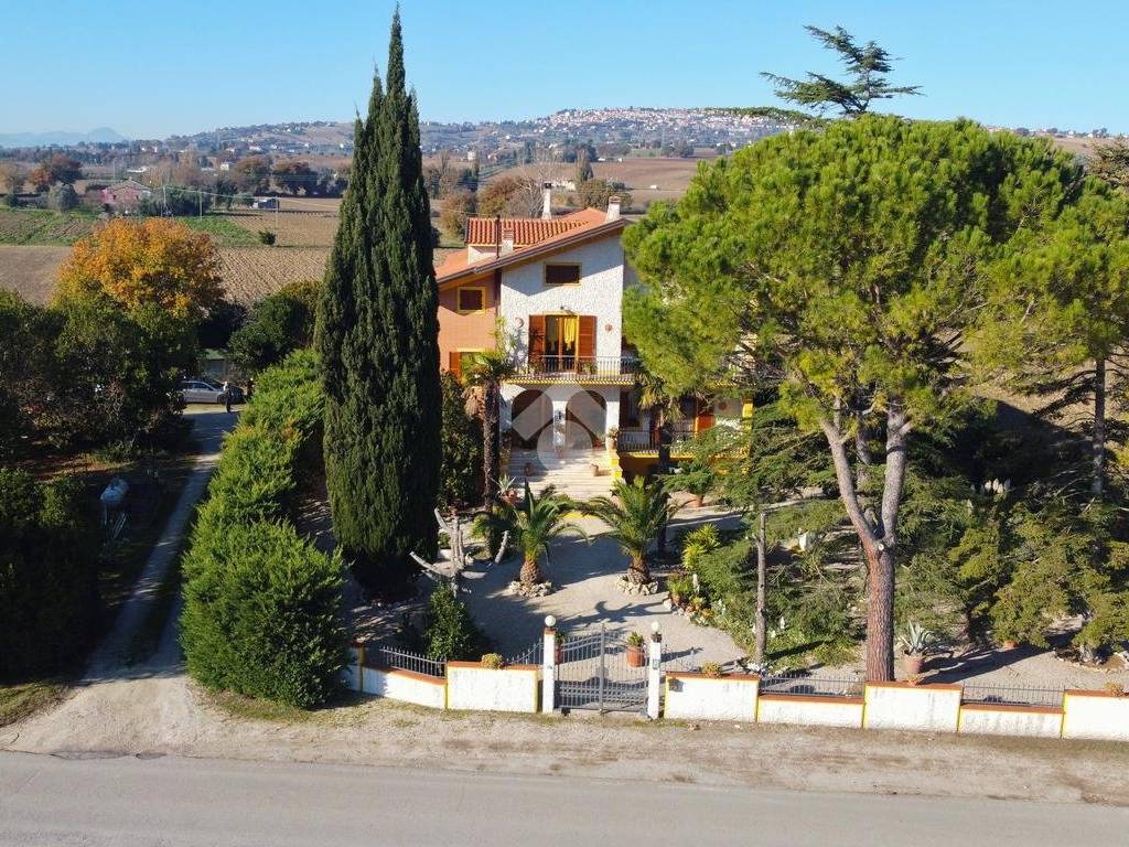 Villa a Recanati in Contrada Chiarino, 64 - Foto 4