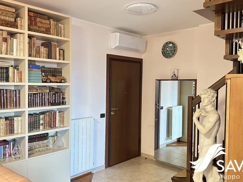 Appartamento a Novara in Strada Biandrate - Foto 3