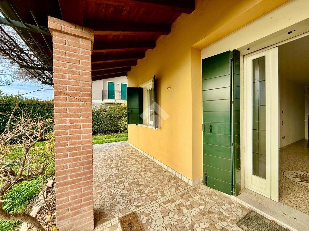 Villa a Veggiano in Via S. Francesco - Foto 2