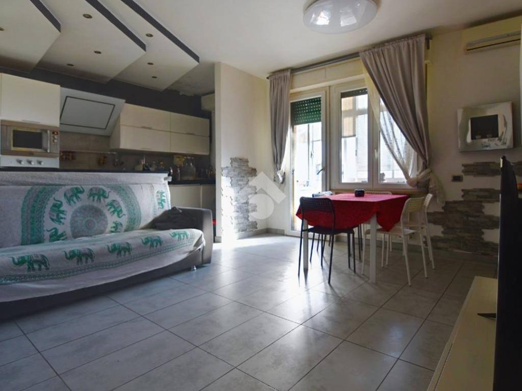 Appartamento a Collesalvetti in Via Piero Gobetti, 28 - Foto 2