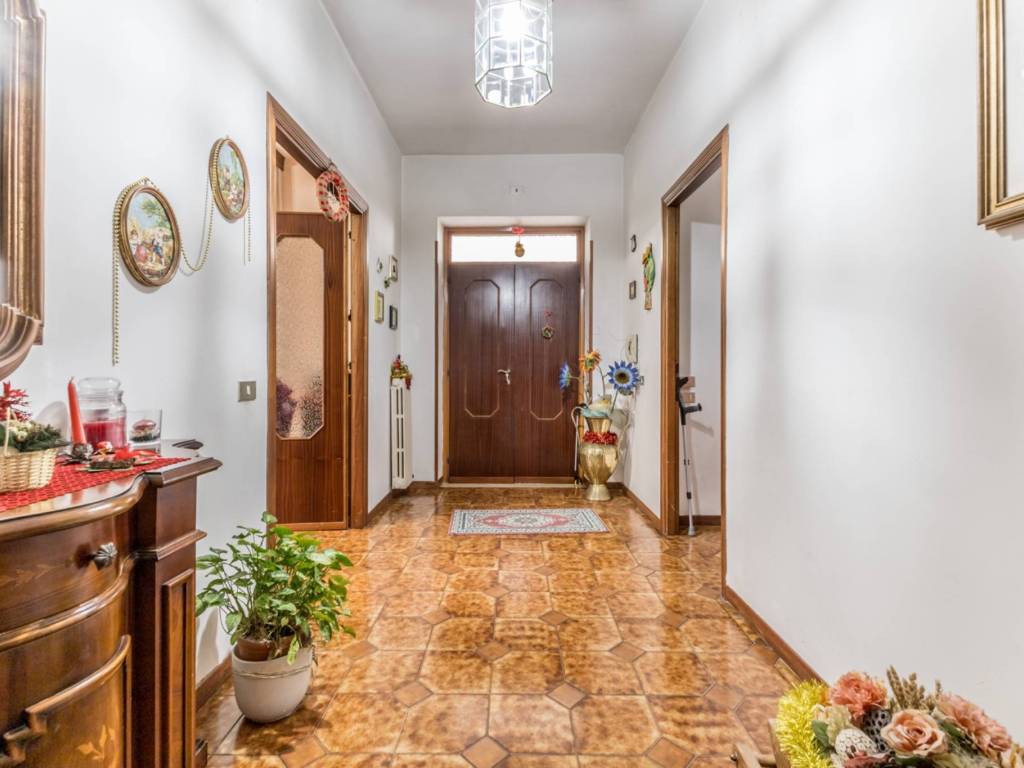 Villa a Pontinia in Strada Lungo Botte - Foto 5