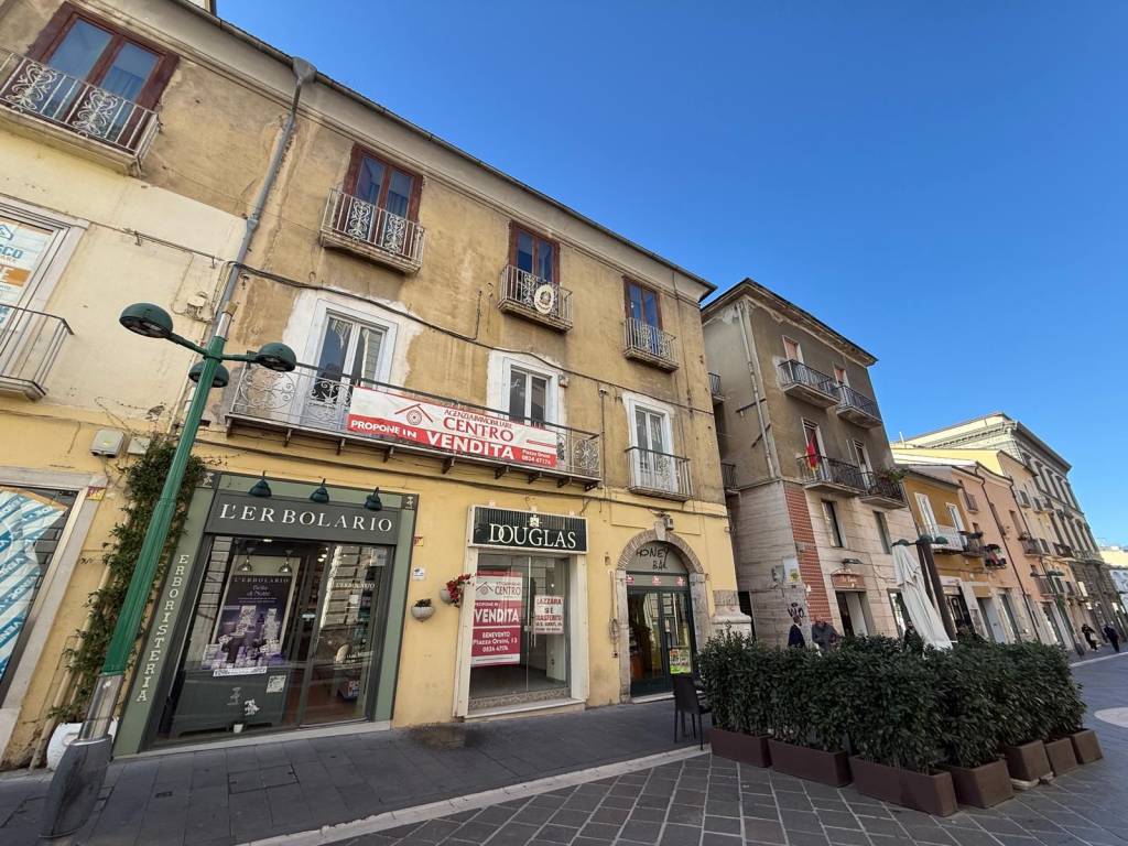 Appartamento a Benevento in Corso Giuseppe Garibaldi - Foto 2