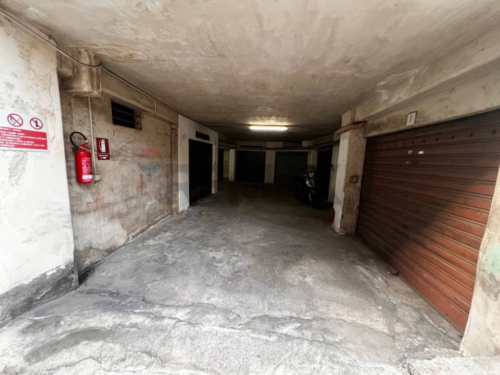 Box / garage a Catania in Via Guido Gozzano, 1 - Foto 3