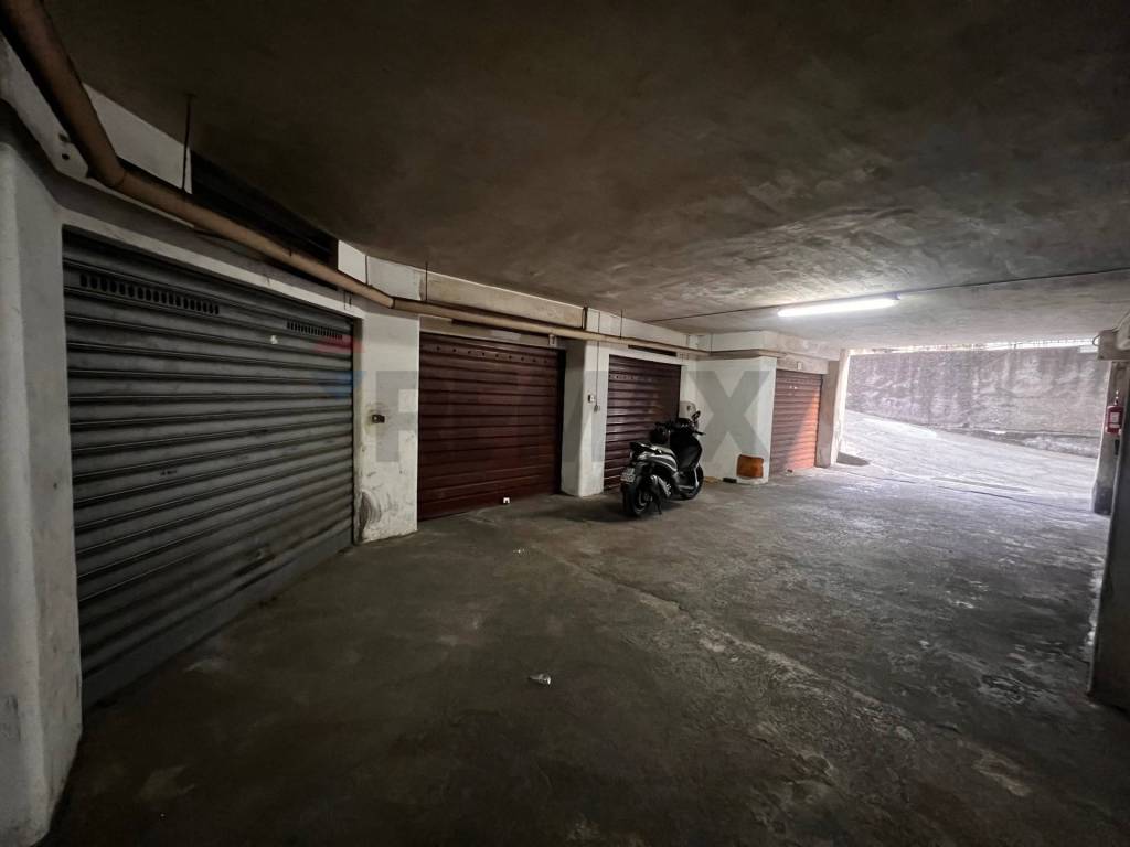 Box / garage a Catania in Via Guido Gozzano, 1 - Foto 4