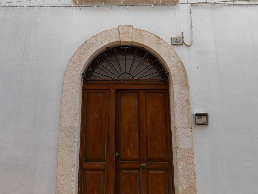 Appartamento a Locorotondo in VIA APRILE - Foto 5