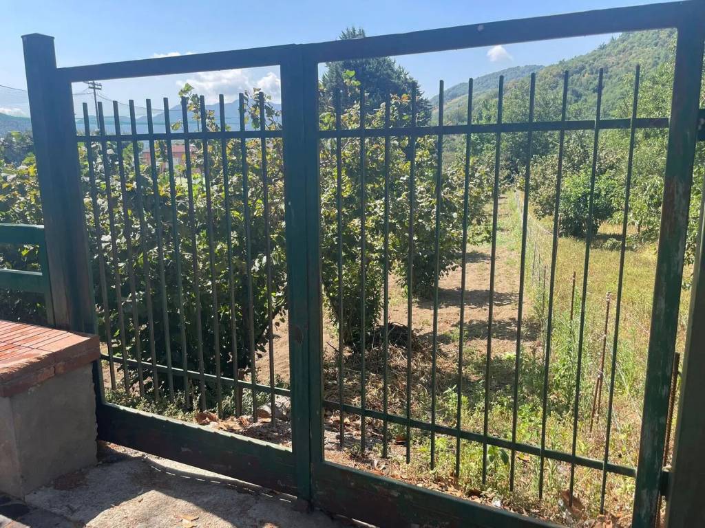 Terreno a Mercato san severino in Via Ciorani S.N.C. - Foto 2