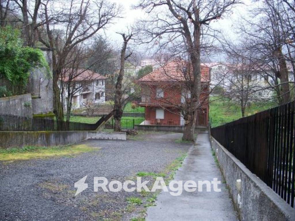 Appartamento a Trecchina in Strada Provinciale 3 Tirrena, 88 - Foto 2