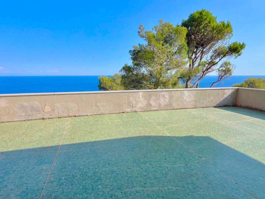 Appartamento a Bergeggi in Via Torre d'Ere, 40 - Foto 3