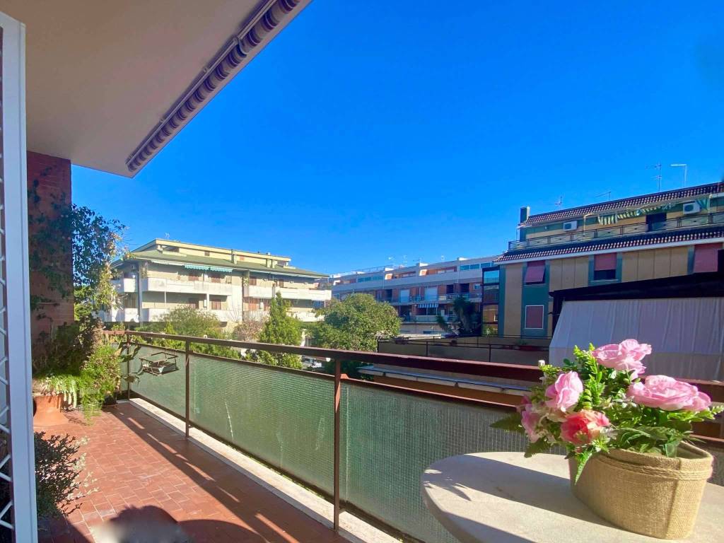 Appartamento a Sabaudia in via Carlo Alberto - Foto 2