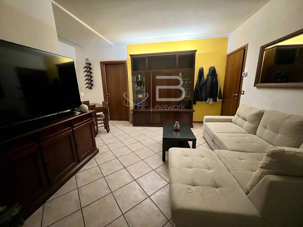 Appartamento a Massa e cozzile in Via Giacomo Leopardi - Foto 3