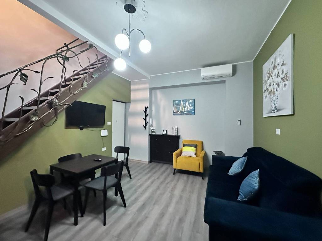 Appartamento a Alba in Viale Giovanni Vico, 18 - Foto 2