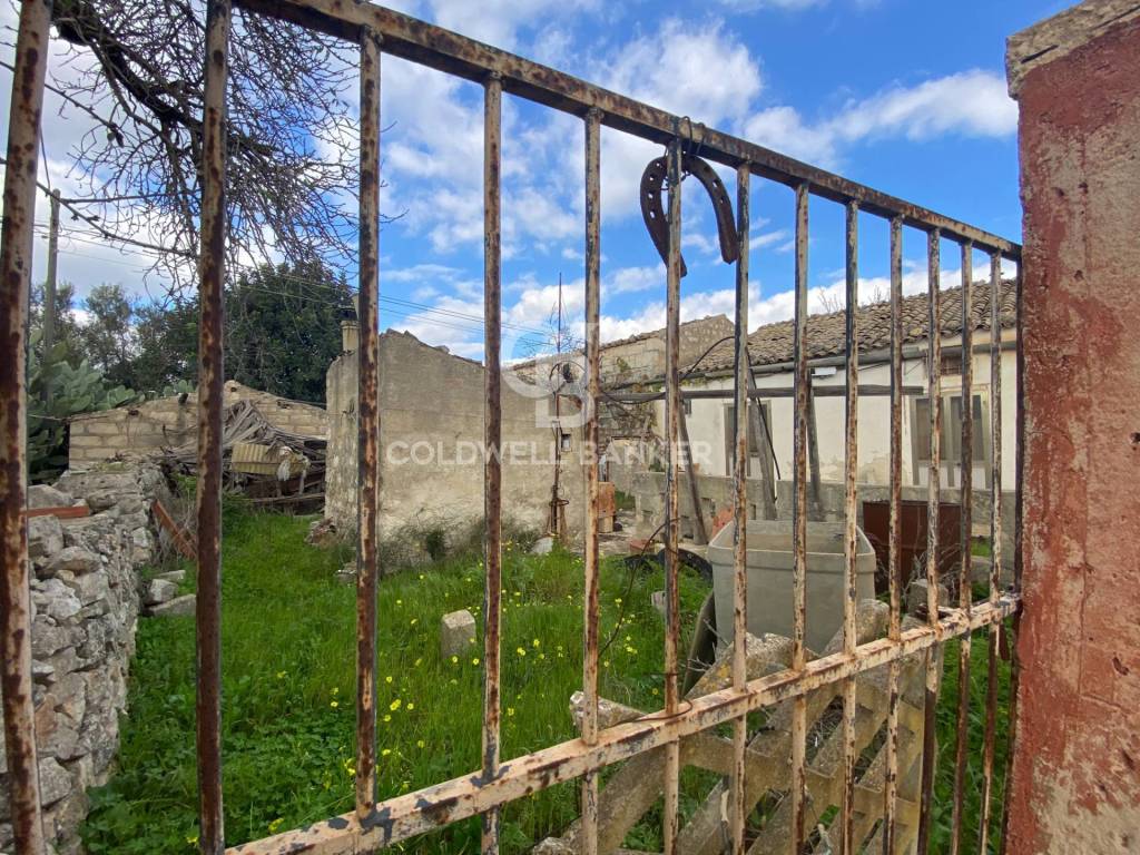 Villa a Scicli in SP 122 Contrada Piani - Foto 2