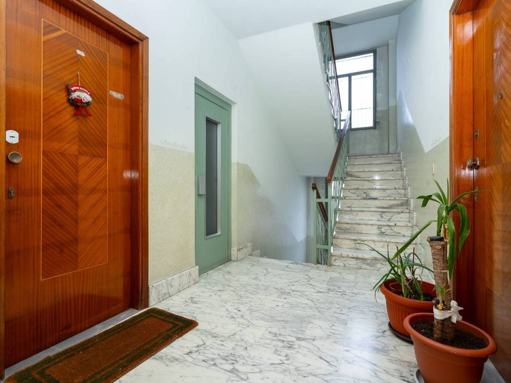 Appartamento a Nichelino in Via Superga - Foto 3