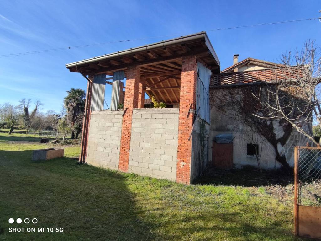 Rustico / casale a Manzano in Via Ludovico Ariosto, 5 - Foto 5