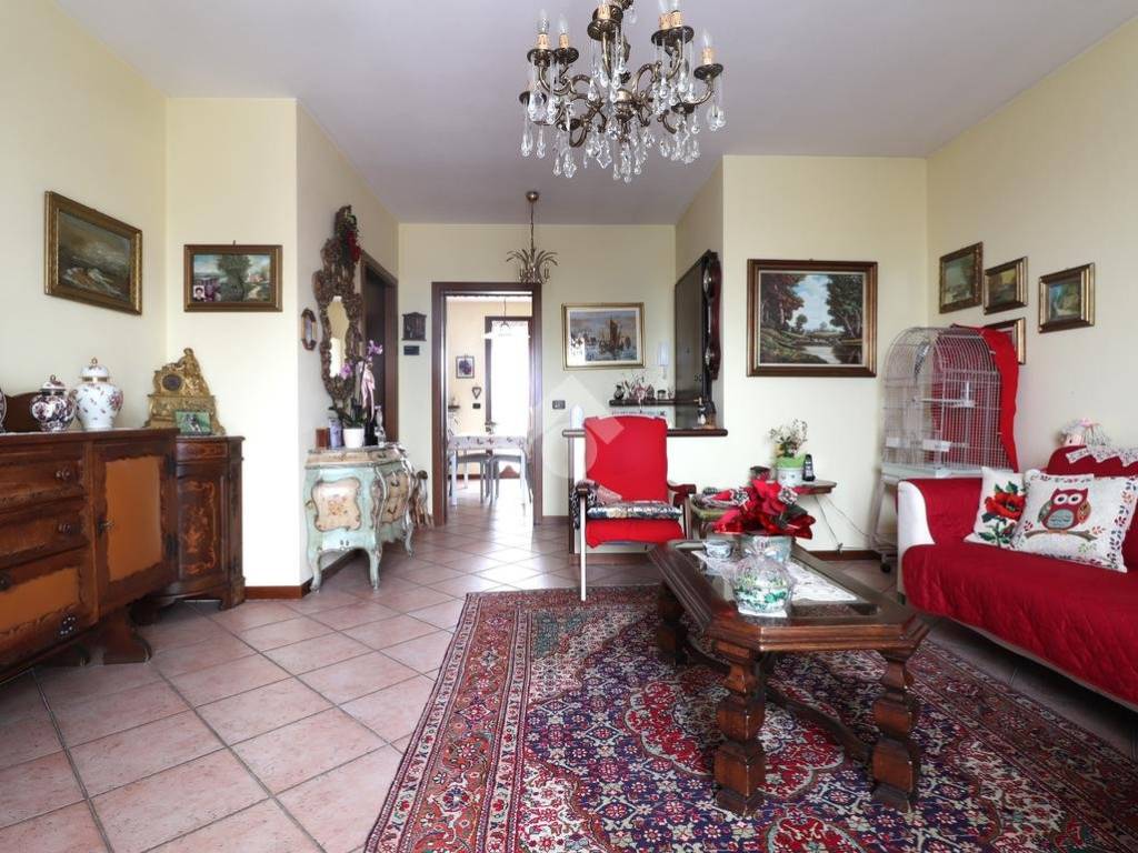 Appartamento a Porto mantovano in Via Gramsci, 1 - Foto 4