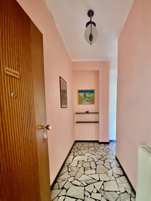 Appartamento a Imperia in Via Tommaso Schiva - Foto 3