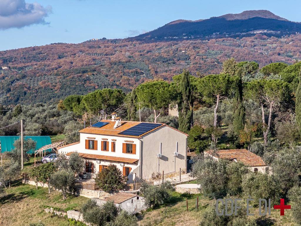 Rustico / casale a Roccastrada - Foto 2