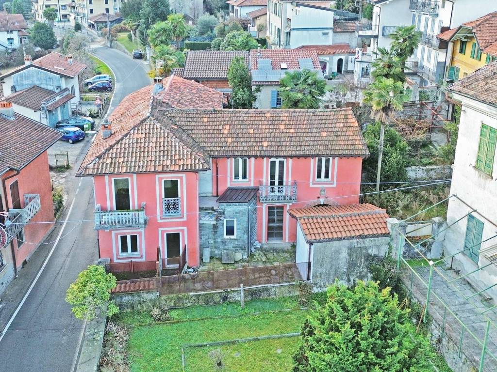 Villa a Brovello-carpugnino in Via Italia, 95 - Foto 3