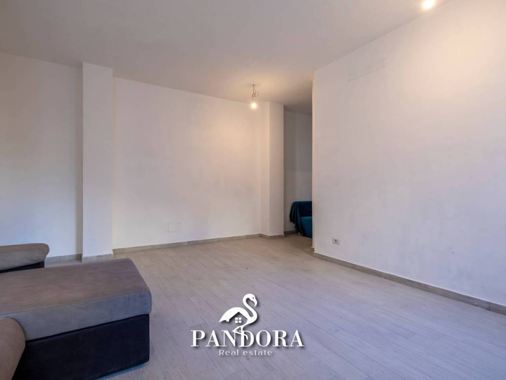 Appartamento a Gallarate in Via Arnaldo da Brescia, 2 - Foto 4