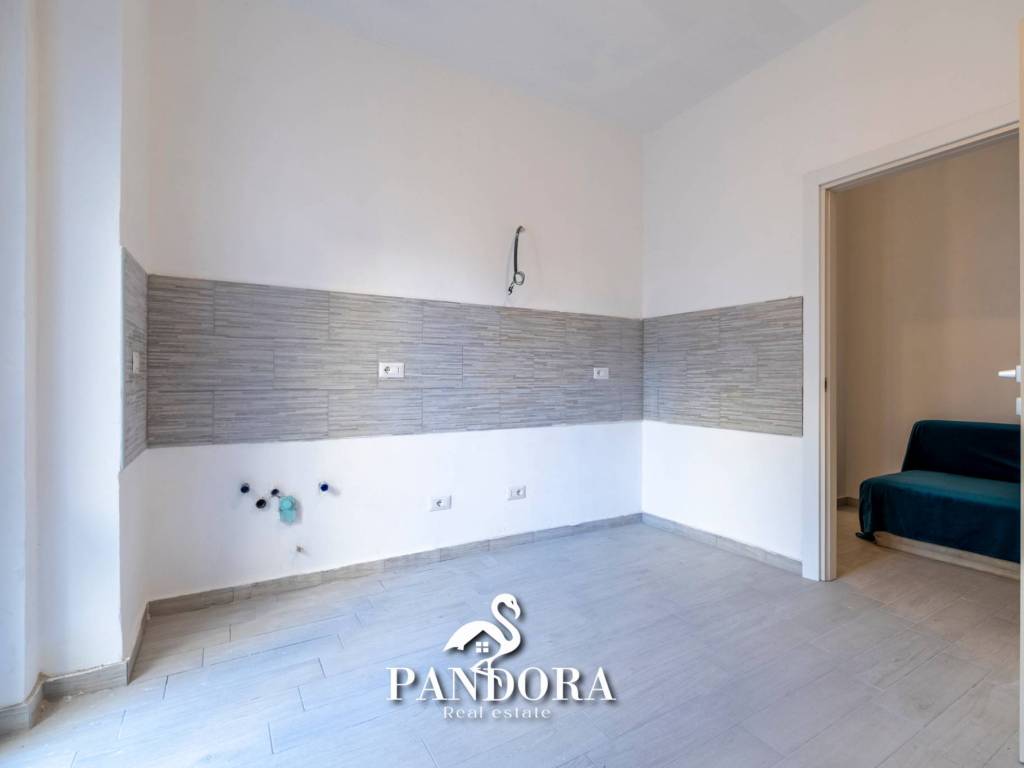 Appartamento a Gallarate in Via Arnaldo da Brescia, 2 - Foto 5