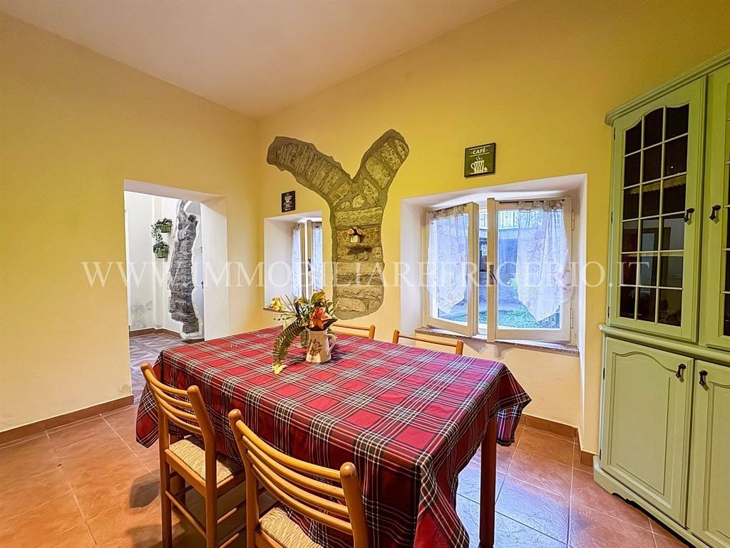 Appartamento a Carenno in Via Promessi Sposi, 2 - Foto 2