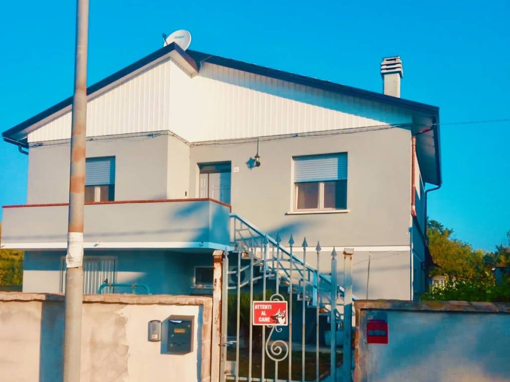 Villa a Riva del po in Via Bellaria - Foto 3