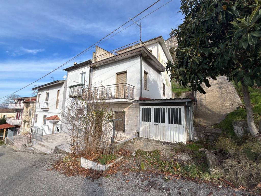 Casa indipendente a Ariano irpino in Via Cappuccini, 36 - Foto 2