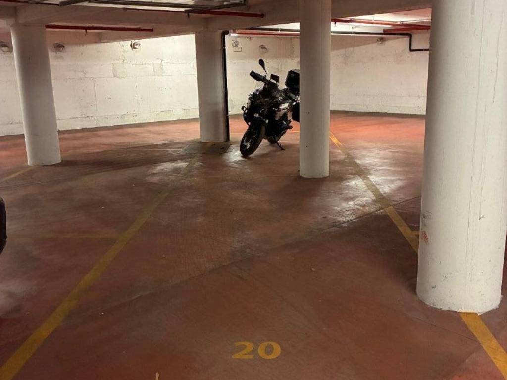 Box / garage a Verona in Via Giosuè Carducci - Foto 2
