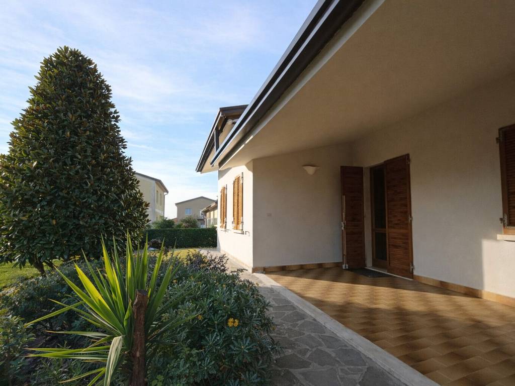 Villa a Castiglione delle stiviere - Foto 2