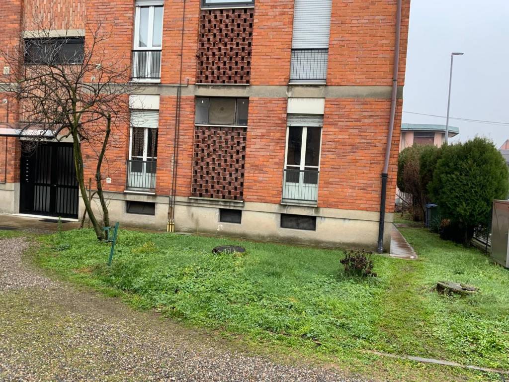 Appartamento a Busto garolfo in Via Cevedale, 1 - Foto 2