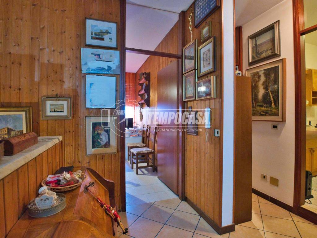 Appartamento a Novara in Via Monte San Gabriele - Foto 3
