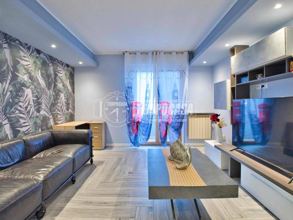 Appartamento a Novara in Via Giordano Umberto - Foto 2