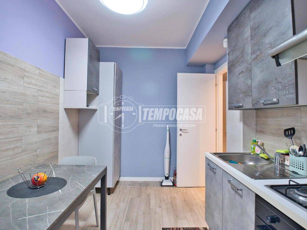 Appartamento a Novara in Via Giordano Umberto - Foto 4