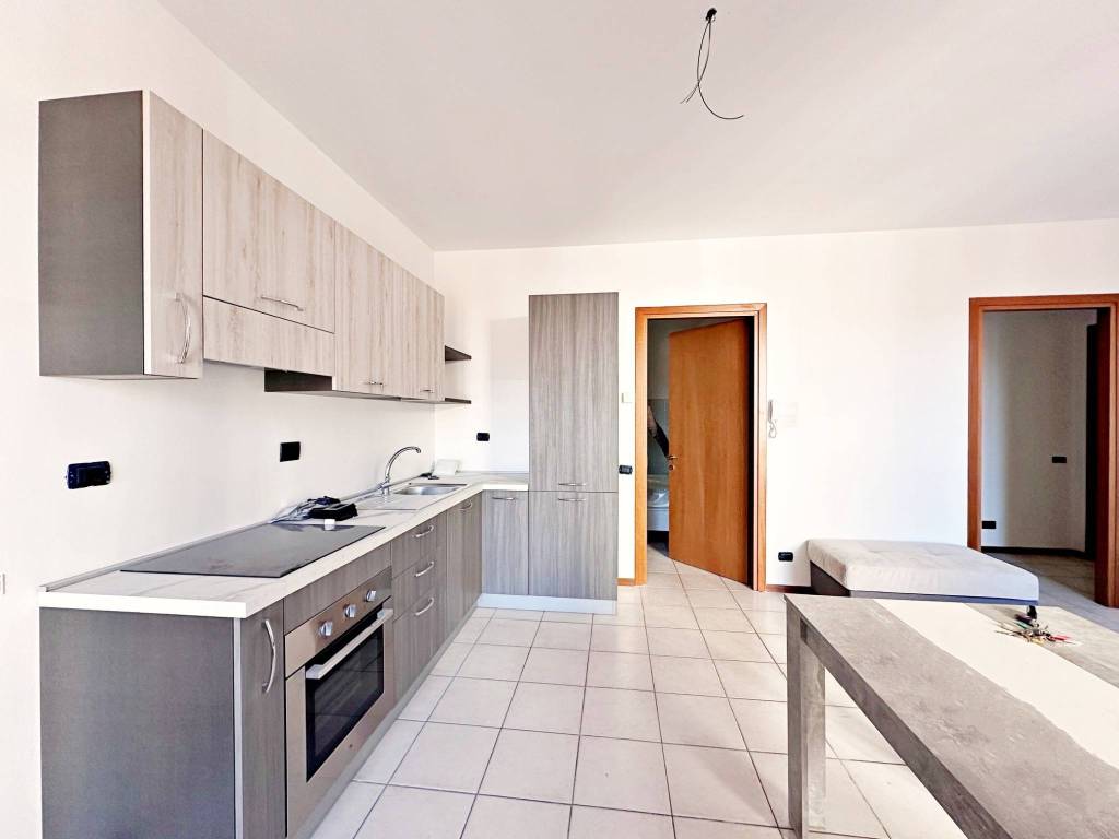 Appartamento a Pella in Via Francesco Petrarca, 2 - Foto 3