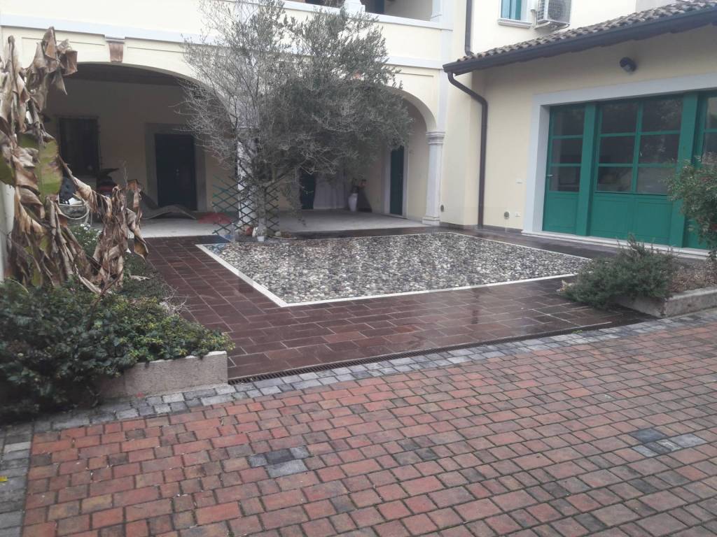 Appartamento a Lonato del garda in via Castello - Foto 2