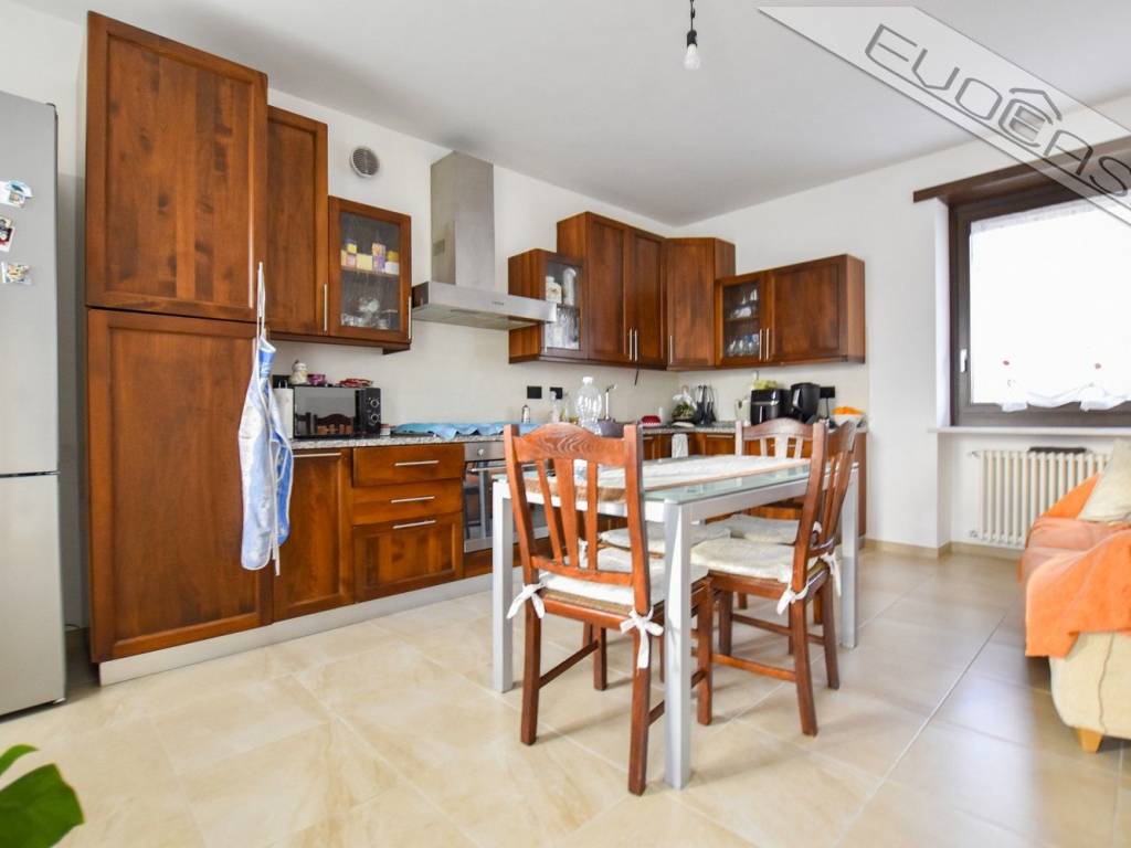 Casa indipendente a Pinerolo in Via Giovanni Amparore, 3 - Foto 5