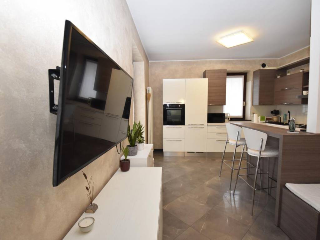 Appartamento a Ballabio in Via Padre Dante Invernizzi, 3 - Foto 4