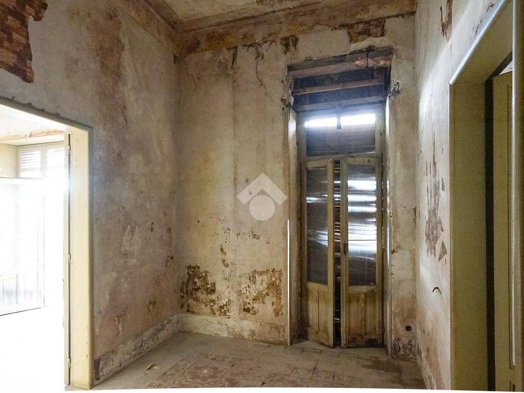 Palazzo / stabile a Santa croce camerina in Viale Della repubblica, 12 - Foto 3