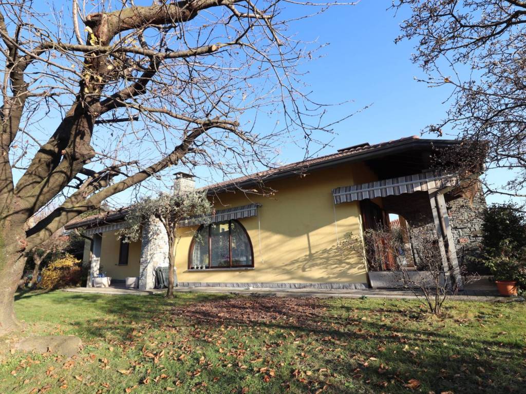 Villa a Sumirago in Via Aldo Moro - Foto 5