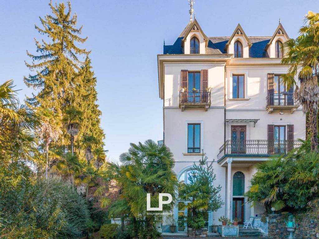 Villa a Luino in Via Lugano, 21A - Foto 5